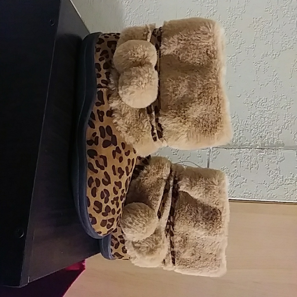 Little girl cheetah print boots